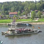 Sorgenfrei *
